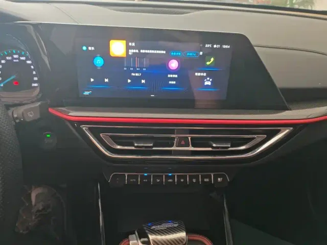 Changan Oushang X5 — Фото автомобиля 12