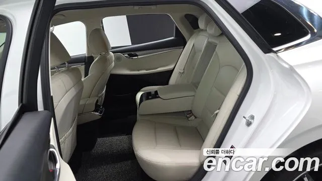 Hyundai Grandeur Новый Grandeur IG — Фото автомобиля 12