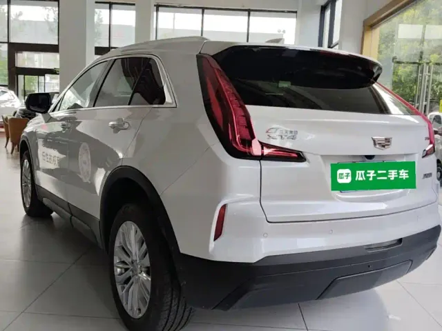 Cadillac XT4 — Фото автомобиля 4