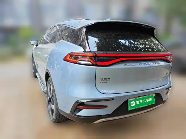 BYD Tang — Фото автомобиля 6