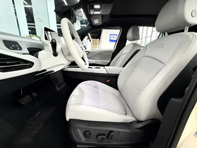 Volkswagen ID.3 — Фото автомобиля 12