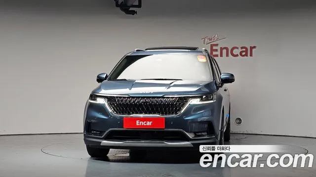 Kia Canival Carnival 4 поколение Бензин 9 мест Signature — Фото автомобиля 3
