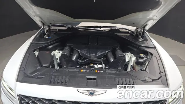 Genesis GV80 — Фото автомобиля 9