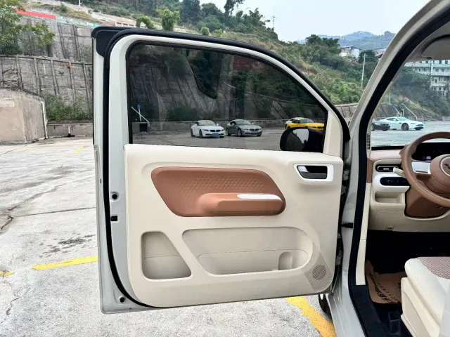 Wuling Hongguang Mini EV — Фото автомобиля 9