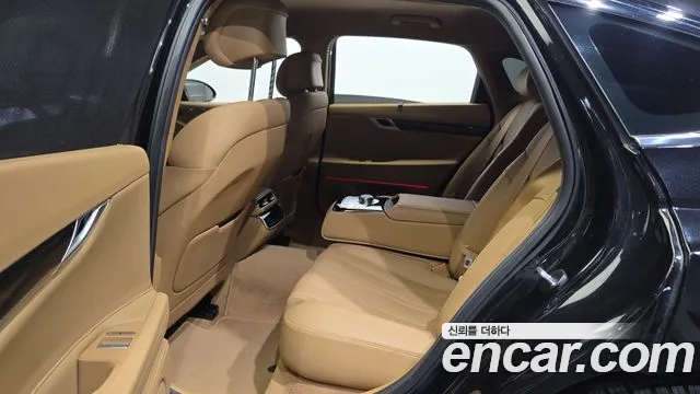 Genesis G80 Бензин 2.5 турбо AWD — Фото автомобиля 11