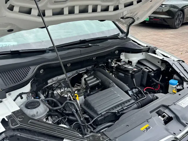 Skoda Karoq — Фото автомобиля 7