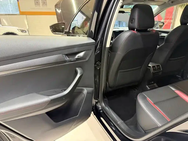 Skoda Karoq — Фото автомобиля 17