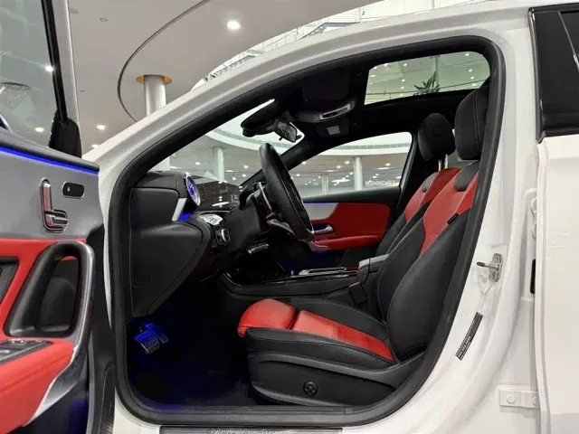Mercedes-Benz A-Class AMG — Фото автомобиля 8