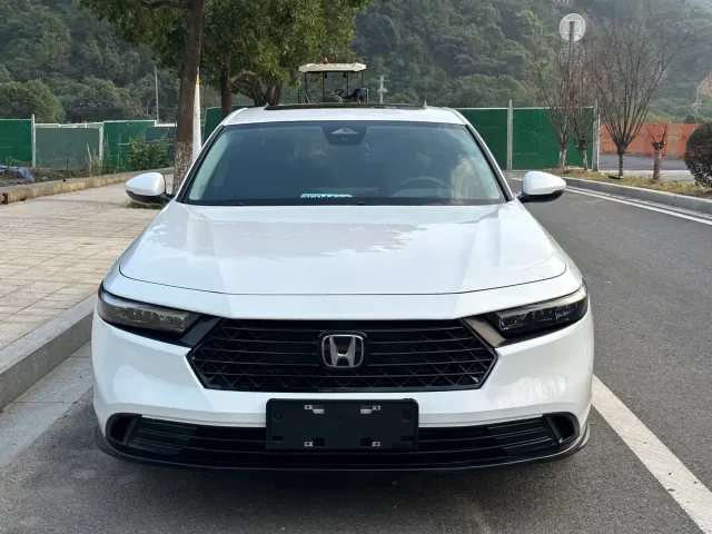 Honda Accord — Фото автомобиля 2