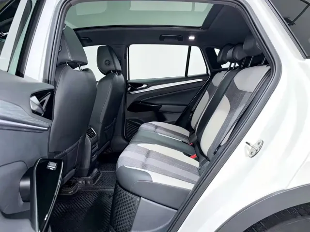 Volkswagen ID.4 Crozz — Фото автомобиля 2