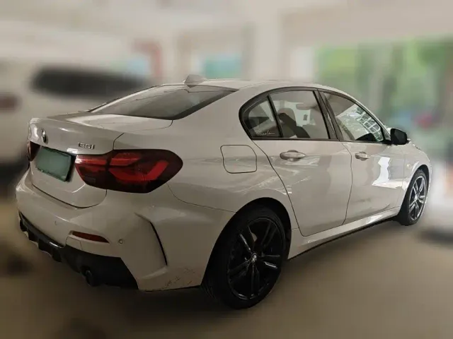 BMW 1 Series — Фото автомобиля 4