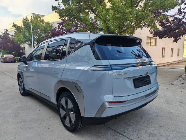 GAC Aion Y — Фото автомобиля 7