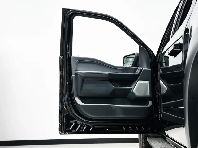 Ford F-150 Raptor — Фото автомобиля 14