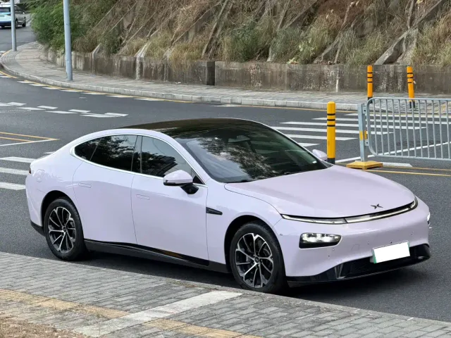 Xpeng P7 — Фото автомобиля 6
