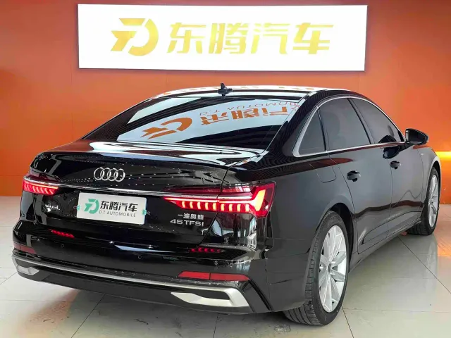 Audi A6L — Фото автомобиля 7