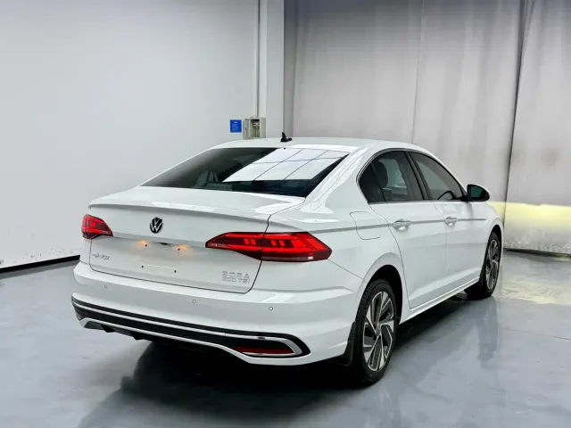 Volkswagen Bora — Фото автомобиля 17