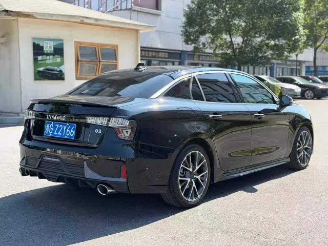 Lynk & Co 03 — Фото автомобиля 16