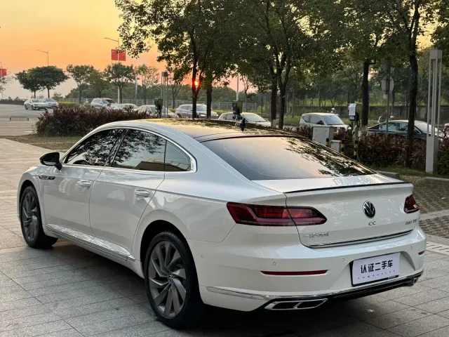 Volkswagen CC — Фото автомобиля 10