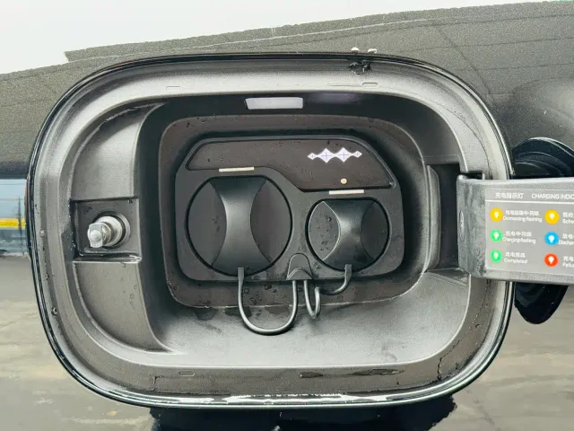 BYD FangChengBao Titanium 7 — Фото автомобиля 23