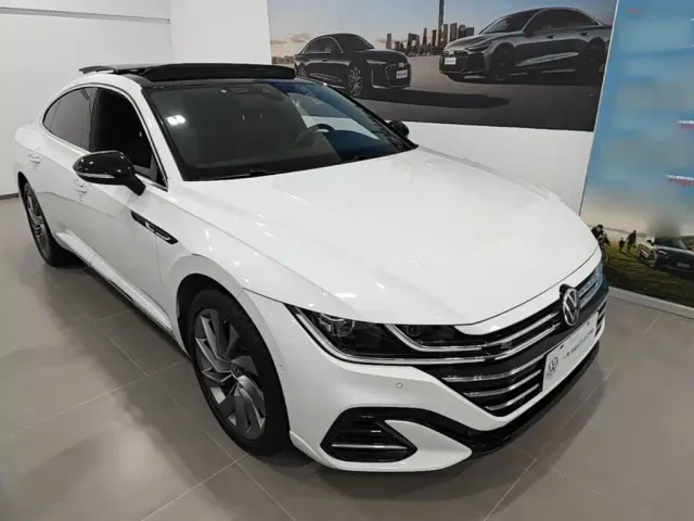 Volkswagen CC — Фото автомобиля 3