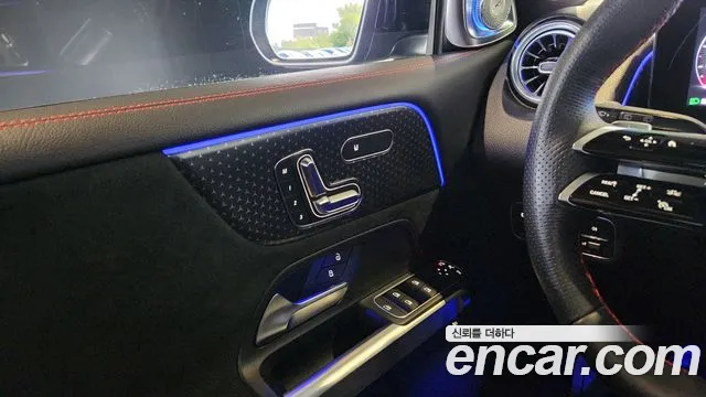 Mercedes-Benz GLB-Class — Фото автомобиля 15
