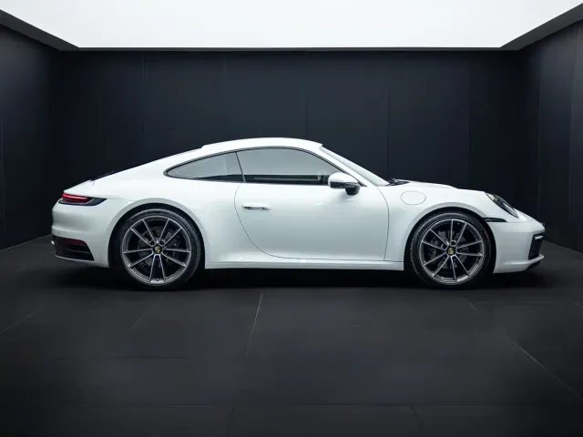 Porsche 911 — Фото автомобиля 3
