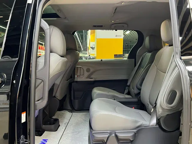 Toyota Granvia — Фото автомобиля 4