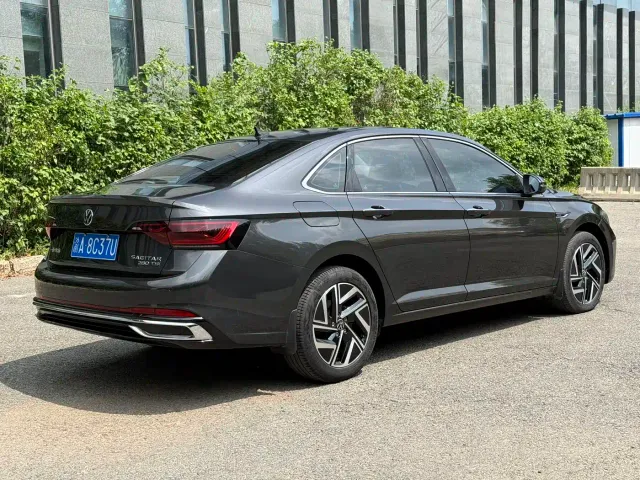 Volkswagen Sagitar — Фото автомобиля 22