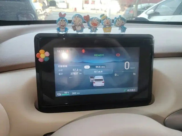 Wuling Hongguang Mini EV — Фото автомобиля 11