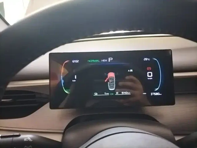 BYD Seal 05 DM-i — Фото автомобиля 7