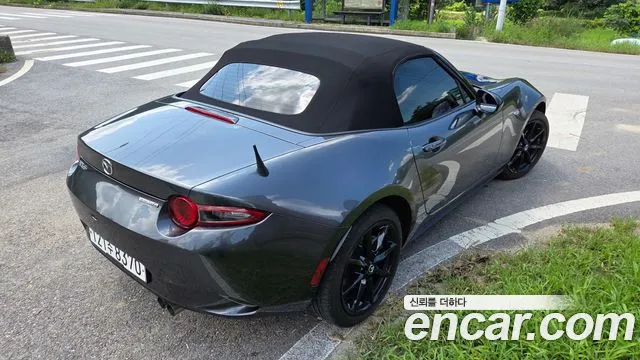 Daihatsu MX-5 MIATA — Фото автомобиля 14