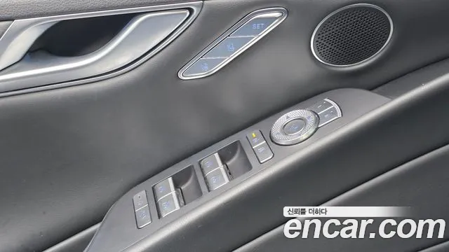 Genesis G80 RG3 — Фото автомобиля 12