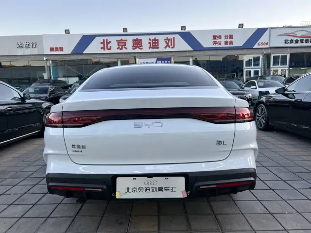 BYD Qin L — Фото автомобиля 7