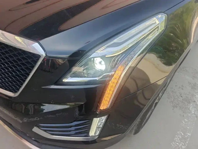 Cadillac XT5 — Фото автомобиля 17