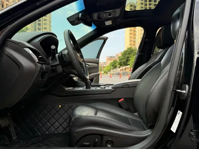 Cadillac CT5 — Фото автомобиля 13