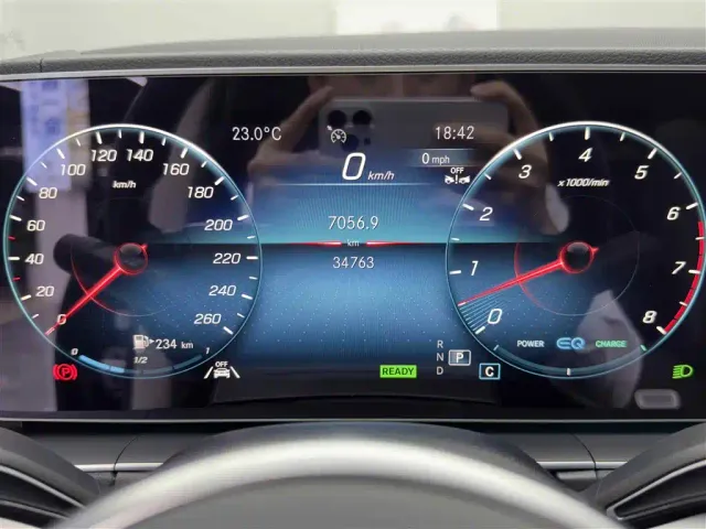 Mercedes-Benz GLE-Class — Фото автомобиля 17