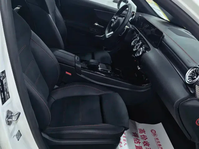 Mercedes-Benz A-Class — Фото автомобиля 7