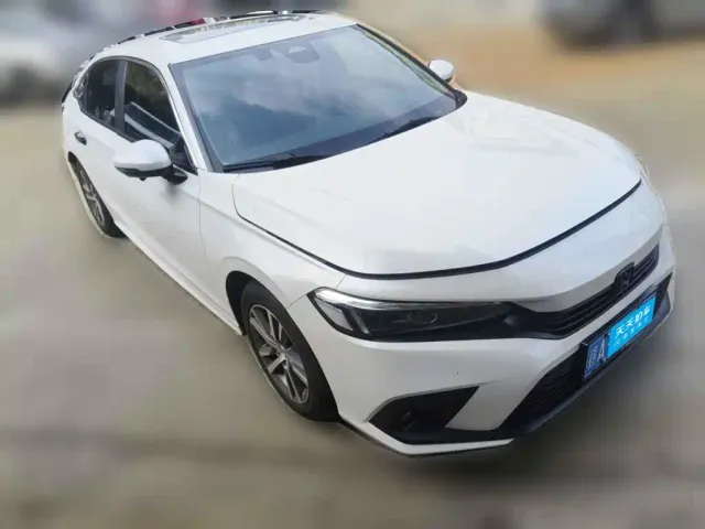 Honda Civic — Фото автомобиля 3