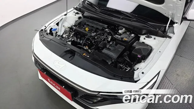 Hyundai Avante — Фото автомобиля 9
