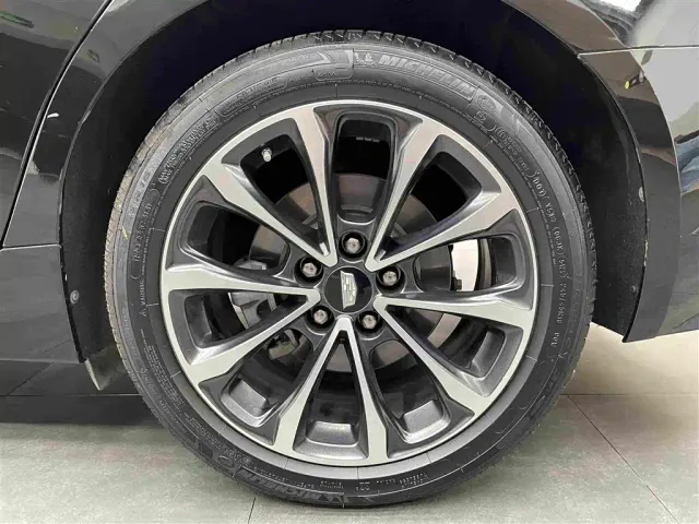 Cadillac CT5 — Фото автомобиля 20
