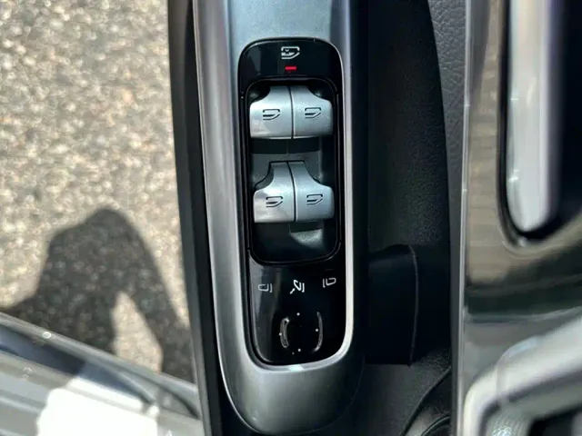 Mercedes-Benz C-Class — Фото автомобиля 19