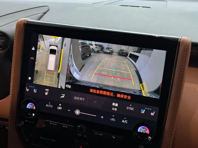 Toyota Alphard — Фото автомобиля 22