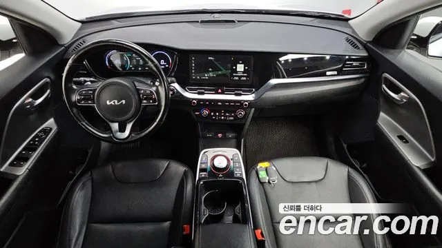 Kia Niro — Фото автомобиля 7