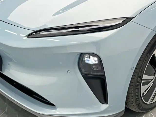 Nio ET5 — Фото автомобиля 9