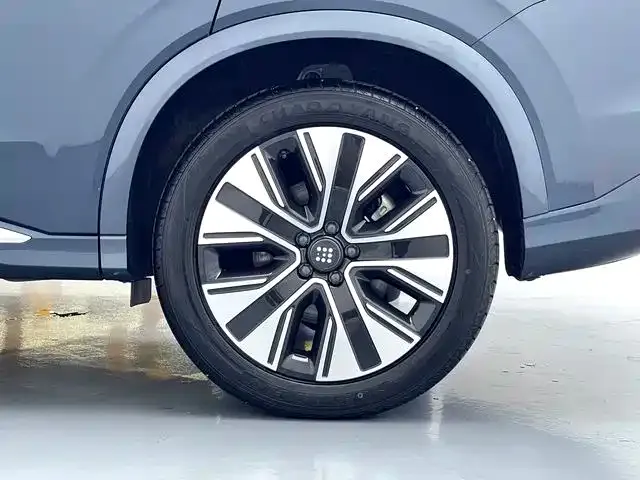 Landian E5 PLUS — Фото автомобиля 16
