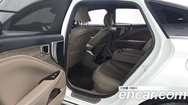 Kia K8 Hybrid — Фото автомобиля 18