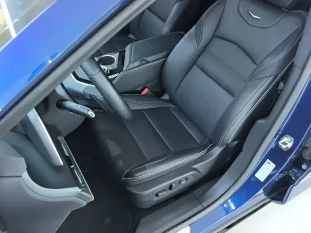 Cadillac GT4 — Фото автомобиля 14