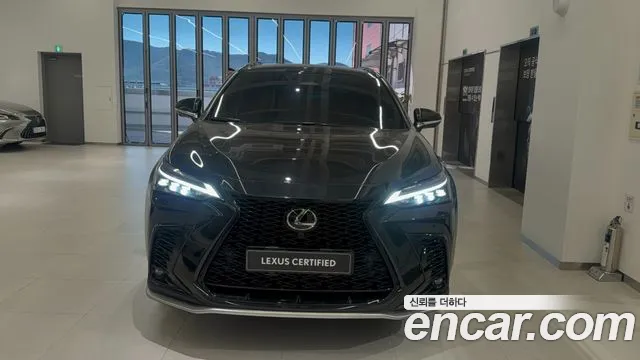 Lexus NX NX450h+ 2nd Gen — Фото автомобиля 3