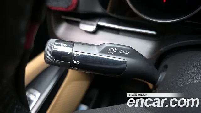 Kia Canival Carnival 4 поколение Дизель 9 мест Prestige — Фото автомобиля 18