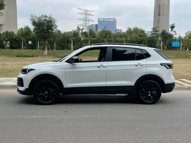 Volkswagen Tharu — Фото автомобиля 5